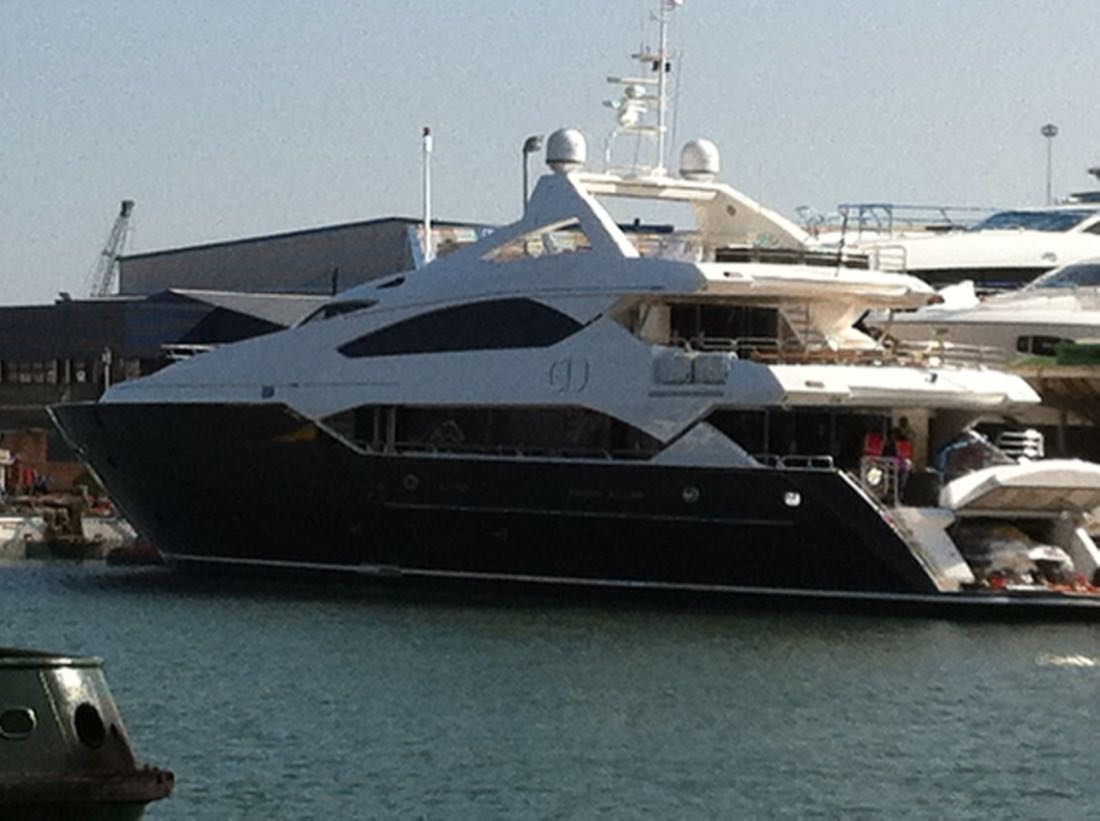 Sunseeker, polishing glass doors and tables